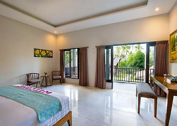 Resort The Kirana Tembok